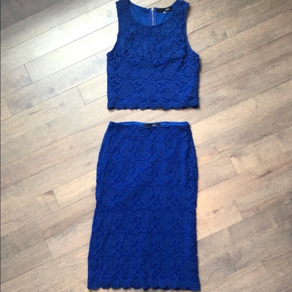 Sugarlips 2 piece tank and skirt set in cobalt blue lace size small - Picture 2 of 8